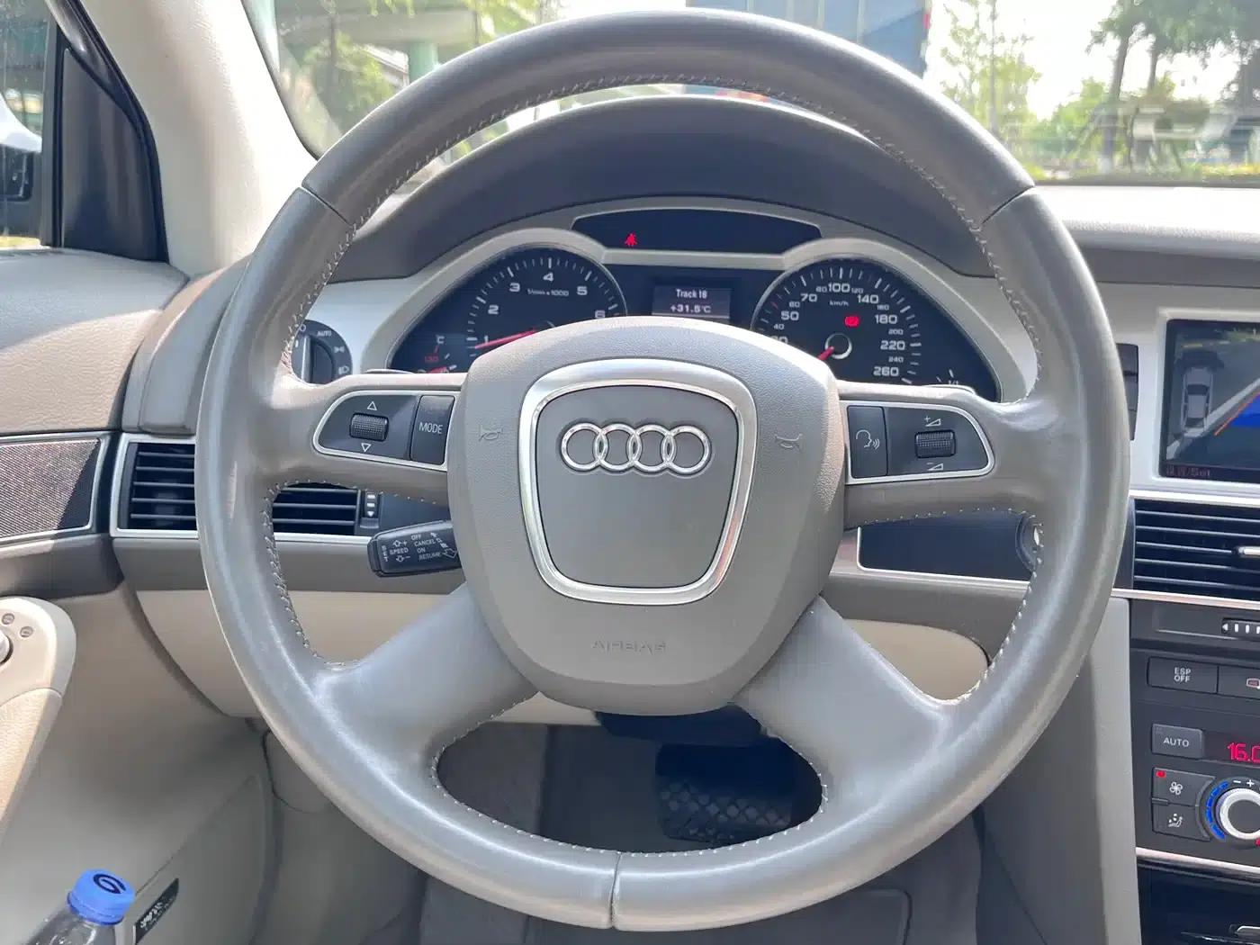 Audi A6L 2011 2.4L Comfort — миниатюра 18