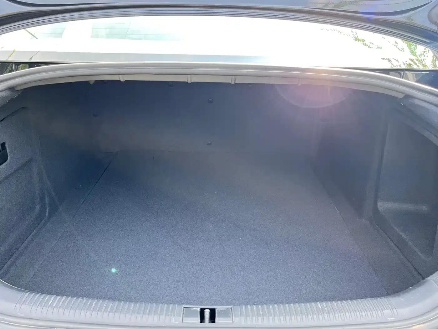 Audi A6L 2011 2.4L Comfort — миниатюра 22