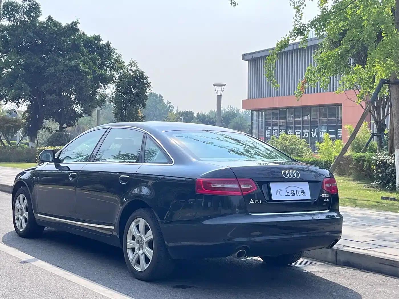 Audi A6L 2011 2.4L Comfort — миниатюра 23