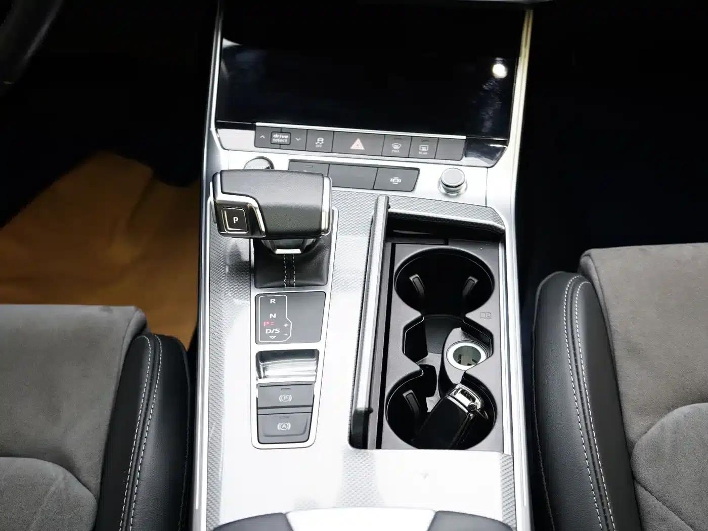 Audi A6L 2021 45 TFSI Premium Dynamic Edition — миниатюра 11
