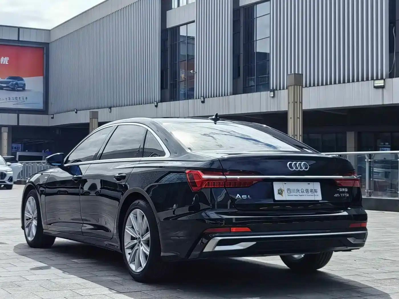 Audi A6L 2024 45 TFSI Premium Dynamic Edition — миниатюра 5