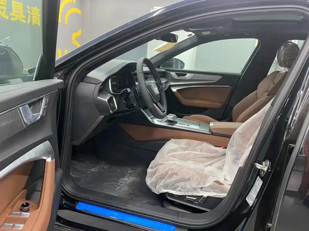 Audi A6L 2025 Facelift 40 TFSI Luxury Dynamic — миниатюра 7