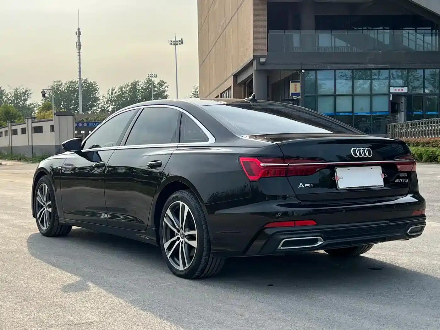 Audi A6L 2021 40 TFSI Luxury Dynamic — миниатюра 7