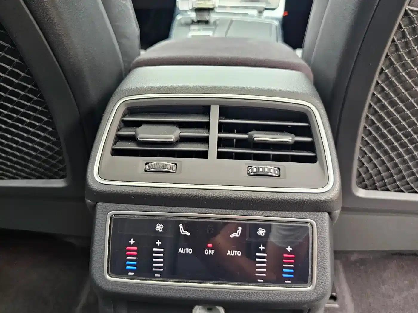 Audi A6L 2020 45 TFSI quattro Premium Dynamic Edition — миниатюра 16
