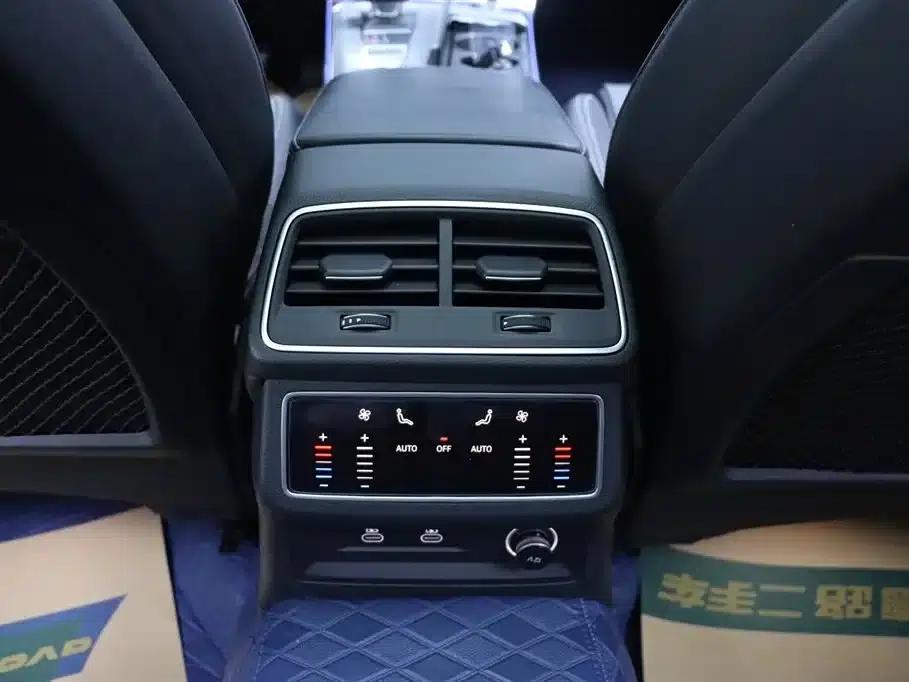 Audi A6L 2023 45 TFSI Premium Elegance — миниатюра 25