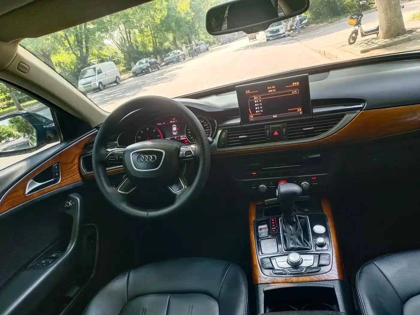Audi A6L 2014 TFSI Standard Edition — миниатюра 3