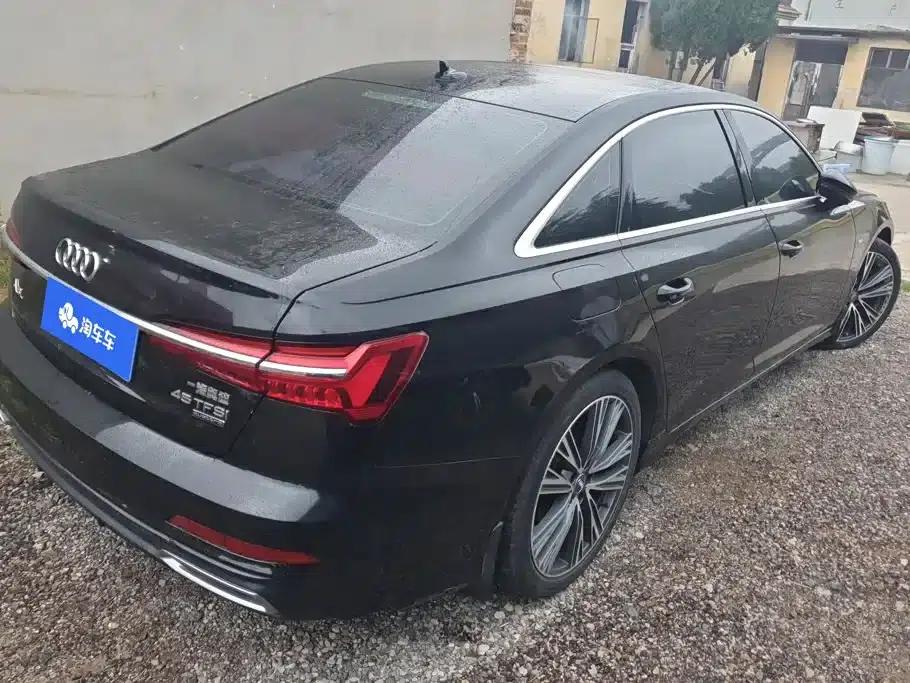 Audi A6L 2021 45 TFSI quattro Premium Dynamic Edition — миниатюра 3