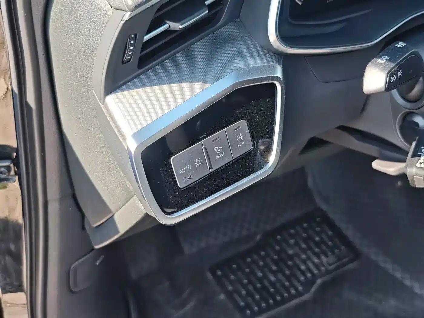 Audi A6L 2019 40 TFSI Luxury Elegance — миниатюра 15