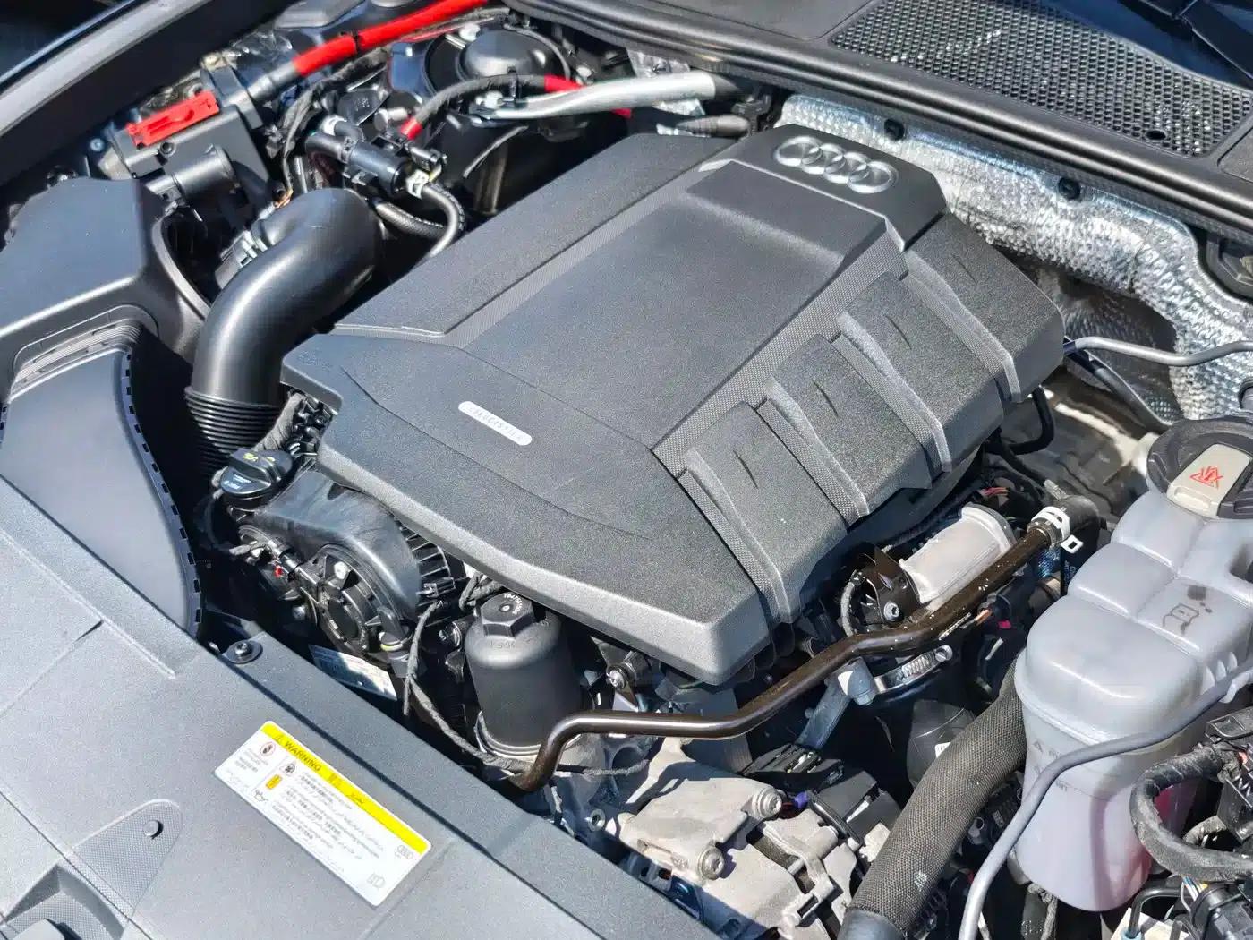 Audi A6L 2019 40 TFSI Luxury Elegance — миниатюра 26