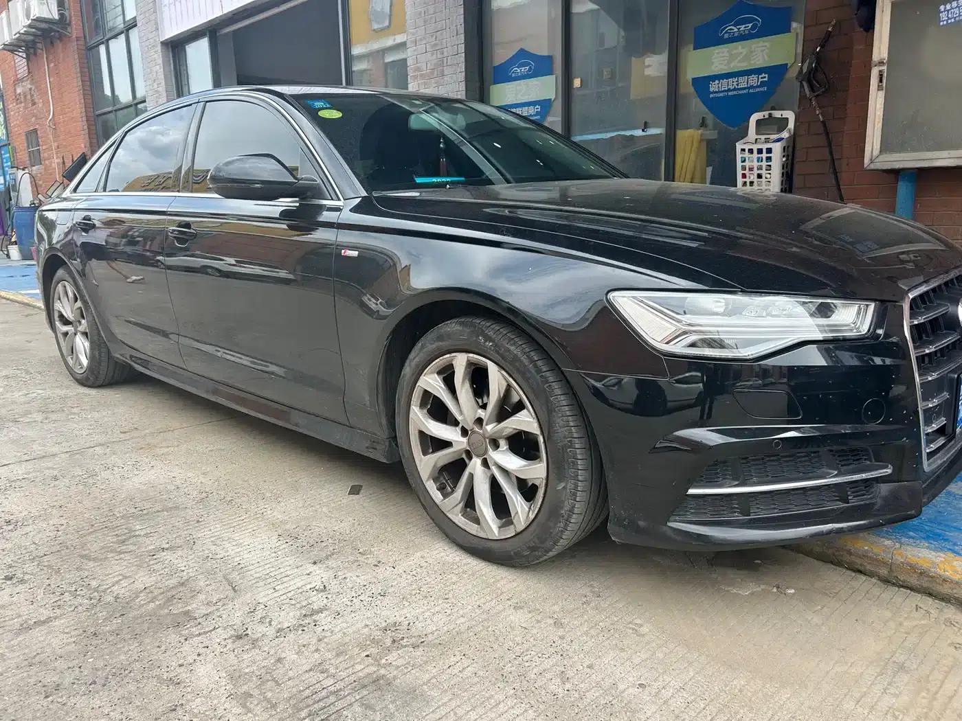 Audi A6L 2018 30th Anniversary Edition 35 TFSI Fashion Model — миниатюра 3