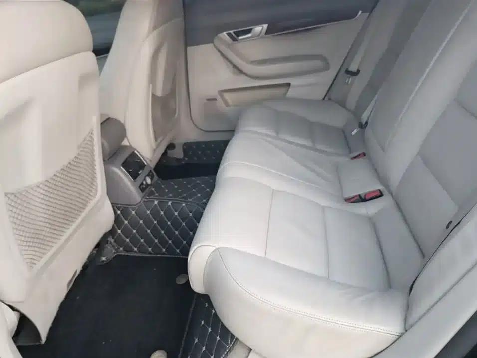 Audi A6L 2010 2.4L Luxury — миниатюра 15