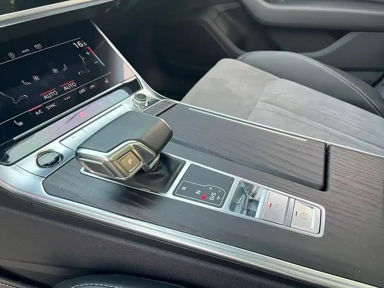 Audi A6L 2024 45 TFSI quattro Premium Dynamic Edition — миниатюра 6