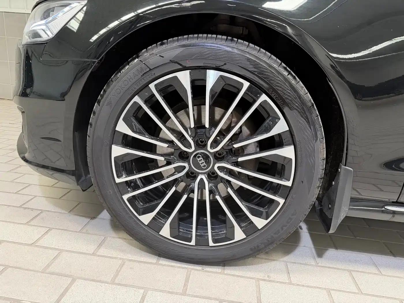 Audi A6L 2017 TFSI Technology Edition — миниатюра 9
