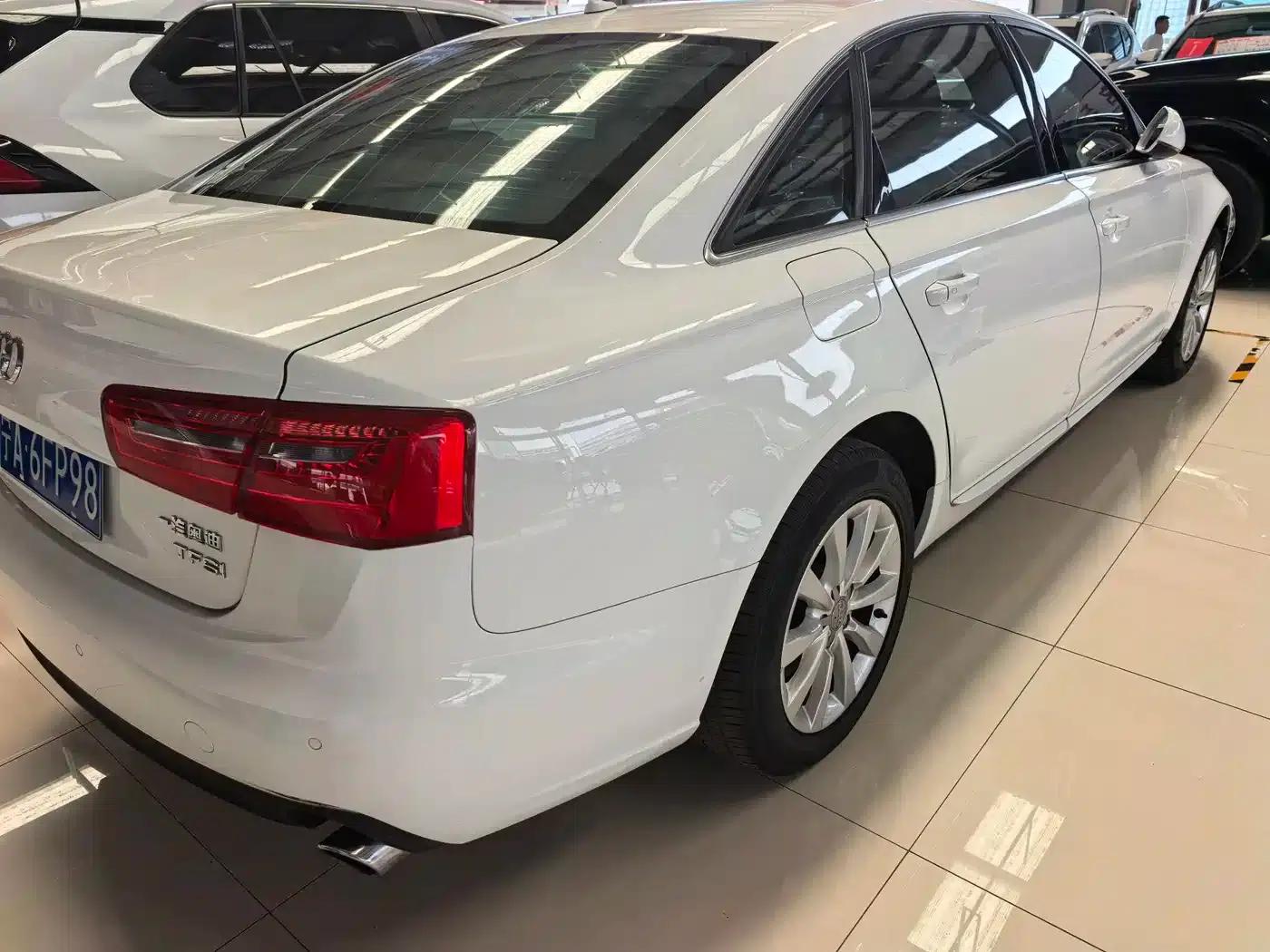 Audi A6L 2014 TFSI Standard Edition — миниатюра 4