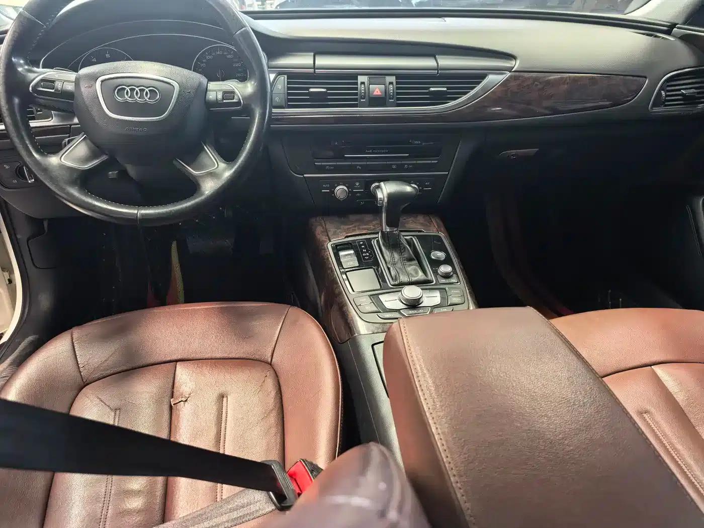 Audi A6L 2014 TFSI Standard Edition — миниатюра 7