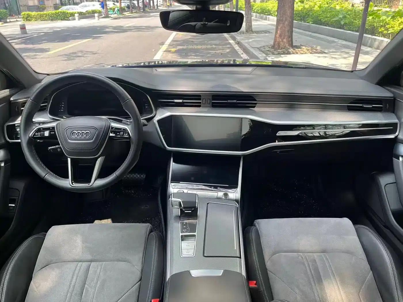 Audi A6L 2023 Facelift 40 TFSI Luxury Dynamic — миниатюра 12