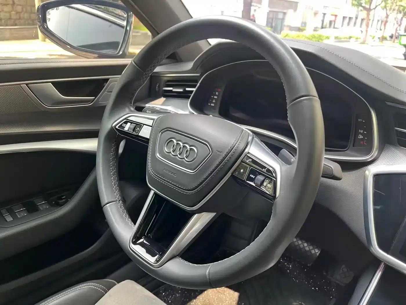Audi A6L 2023 Facelift 40 TFSI Luxury Dynamic — миниатюра 4