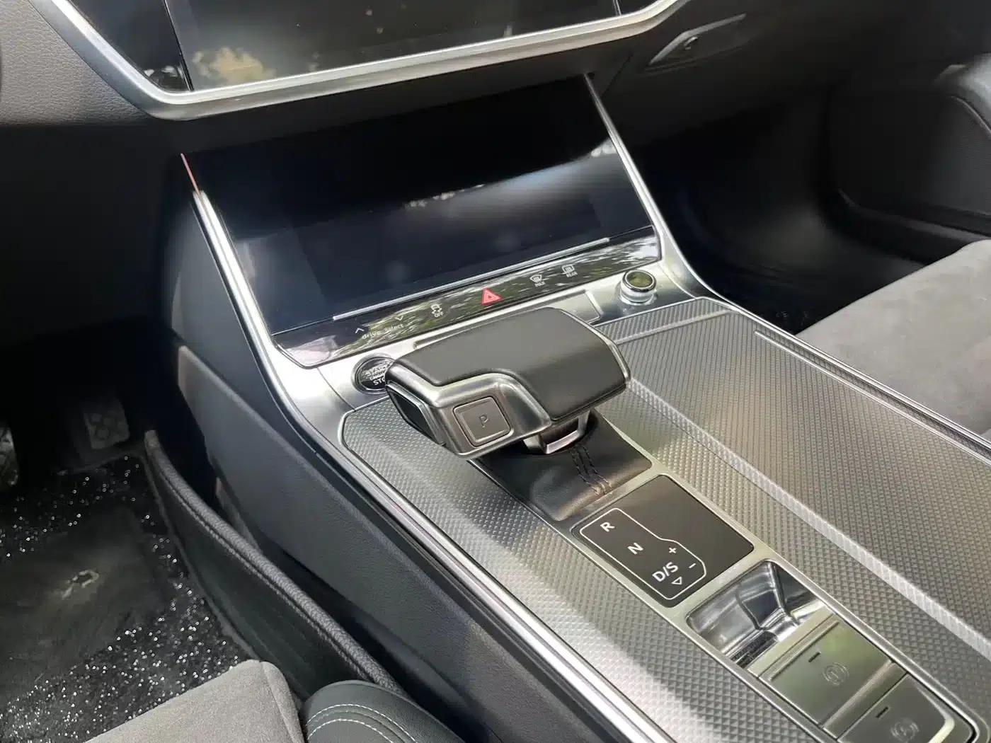 Audi A6L 2023 Facelift 40 TFSI Luxury Dynamic — миниатюра 9