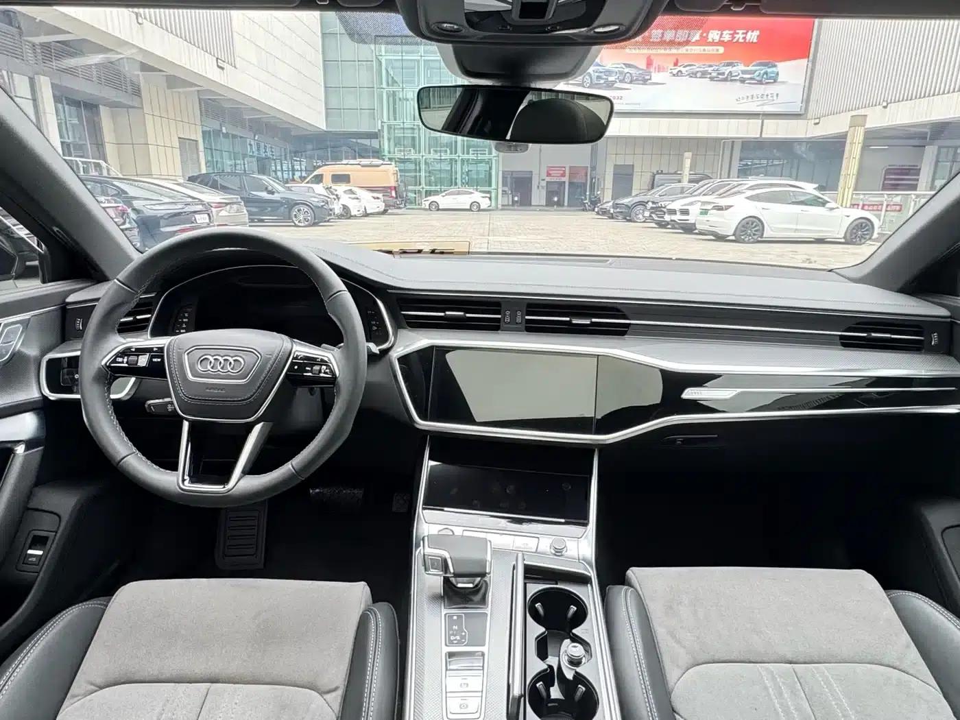 Audi A6L 2024 45 TFSI Premium Dynamic Edition — миниатюра 11