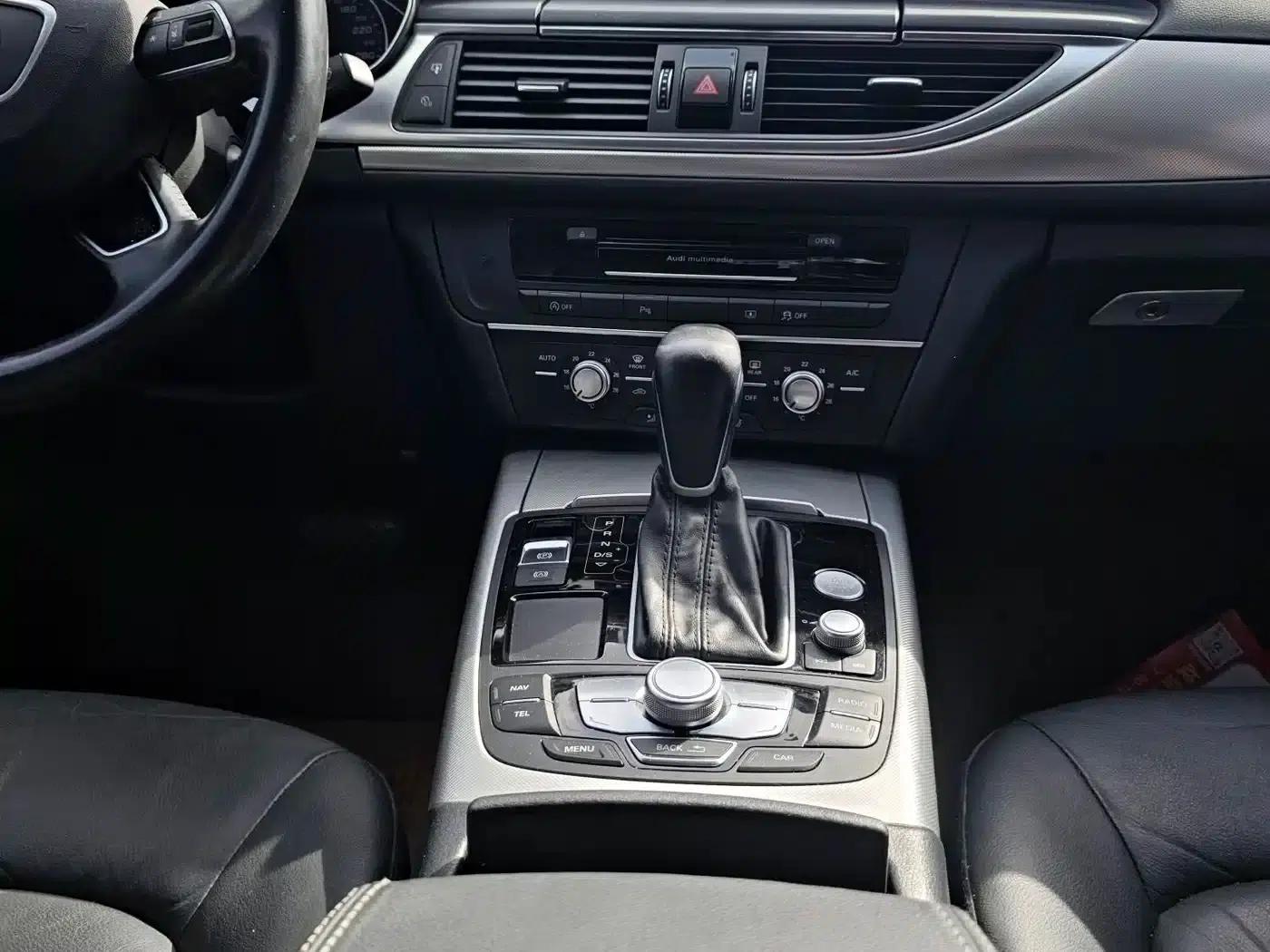 Audi A6L 2018 30th Anniversary Edition TFSI Progressive — миниатюра 13