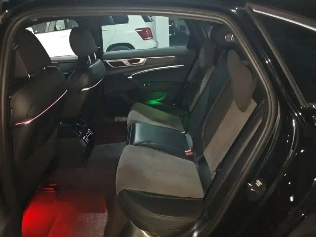 Audi A6L 2023 Facelift 45 TFSI quattro Premium Dynamic Edition — миниатюра 17