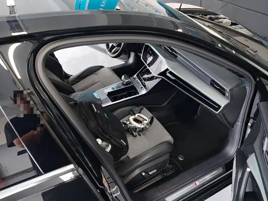 Audi A6L 2023 45 TFSI Premium Dynamic Edition — миниатюра 11