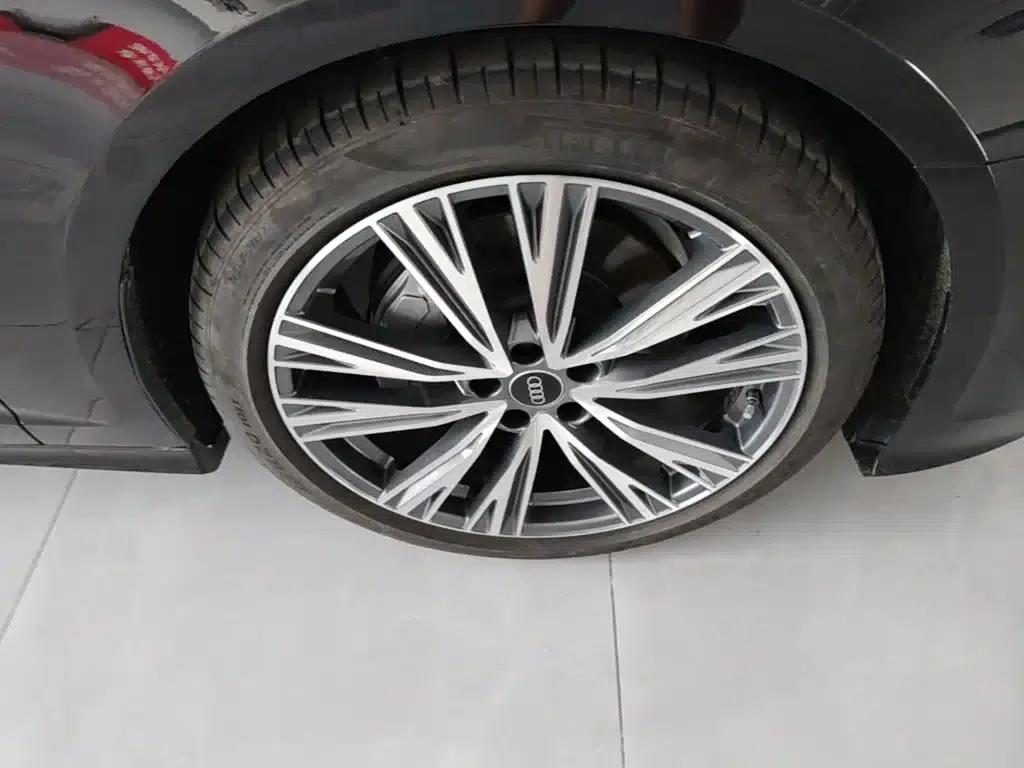 Audi A6L 2023 45 TFSI Premium Dynamic Edition — миниатюра 14
