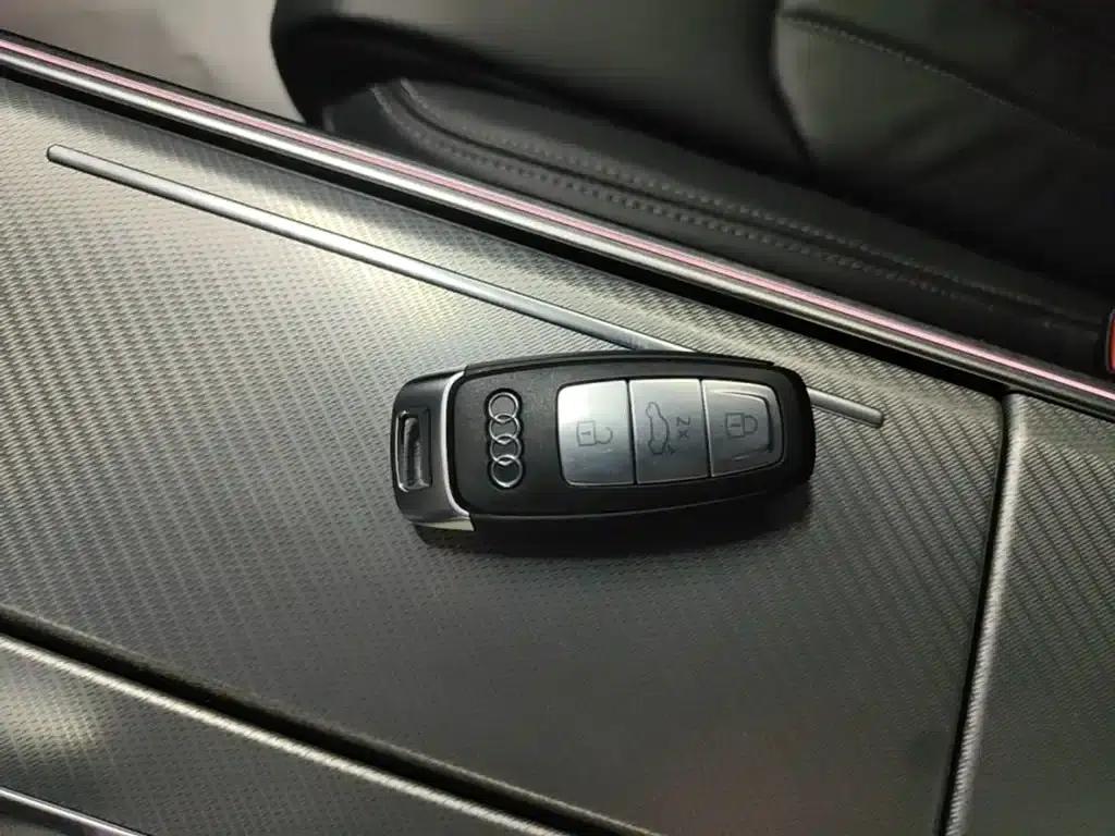 Audi A6L 2024 45 TFSI Premium Dynamic Edition — миниатюра 9