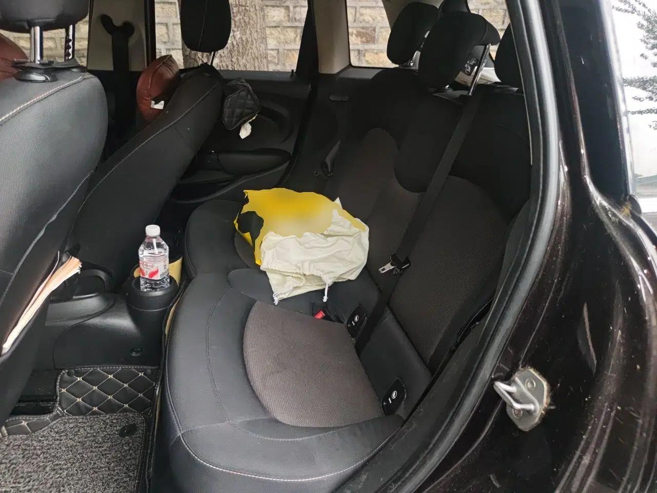 MINI 2015 1.2T ONE Five-Door Edition — миниатюра 17