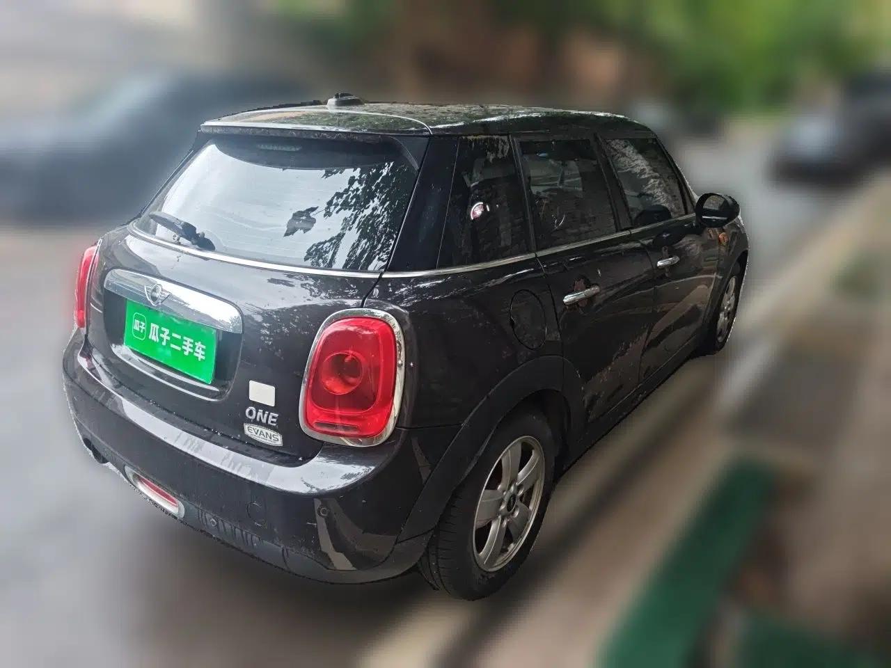 MINI 2015 1.2T ONE Five-Door Edition — миниатюра 6