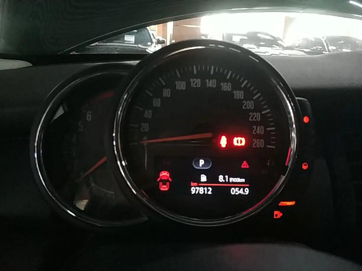 MINI 2016 1.2T ONE Five-Door Edition — миниатюра 14
