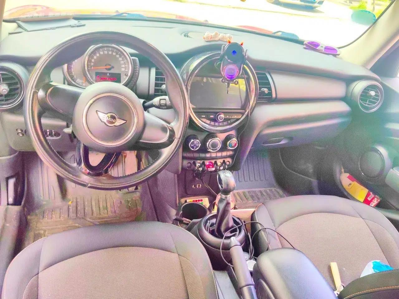 MINI 2016 1.2T ONE Five-Door Edition — миниатюра 10