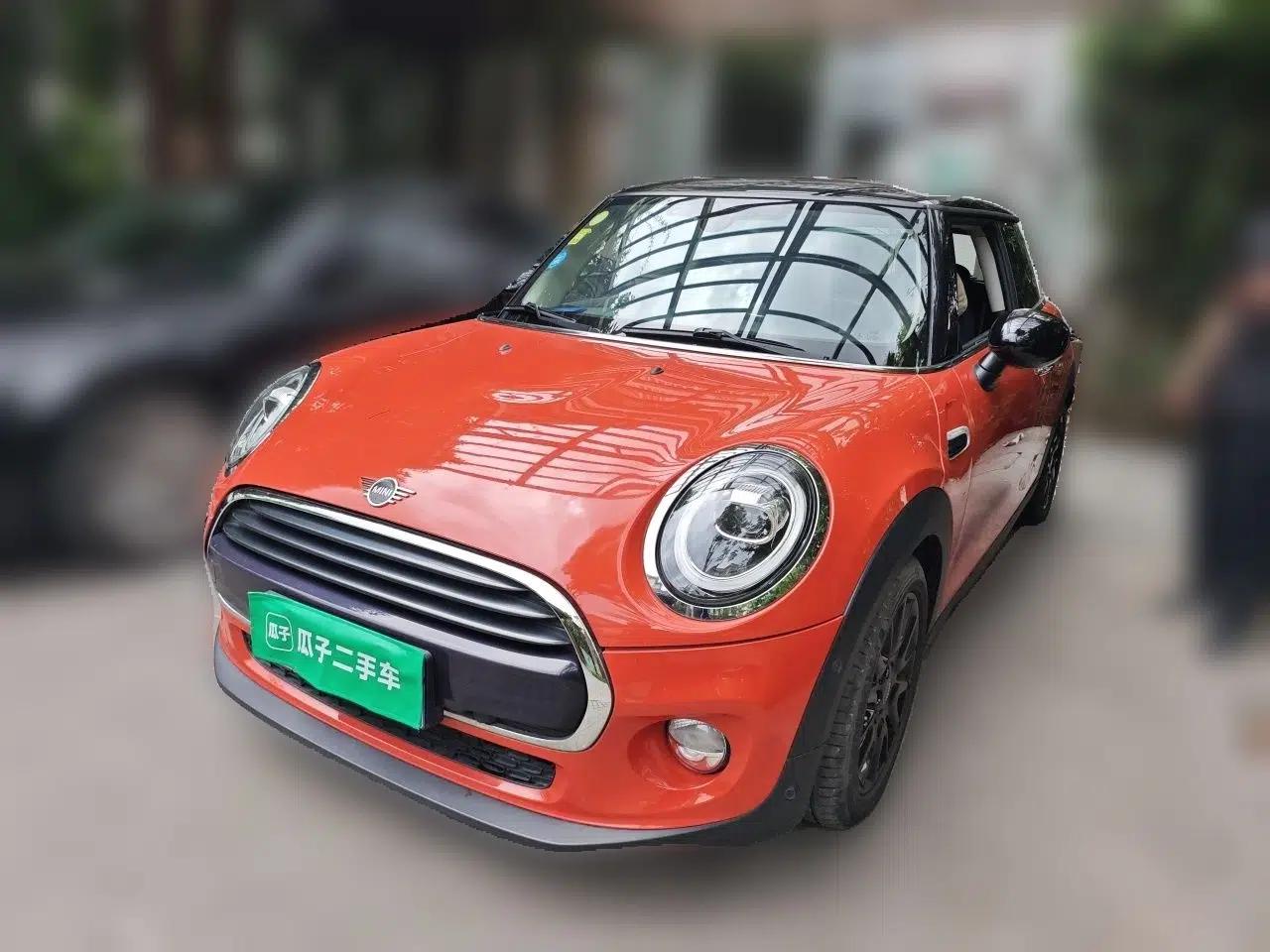 MINI 2018 1.5T COOPER Classic Edition — миниатюра 1
