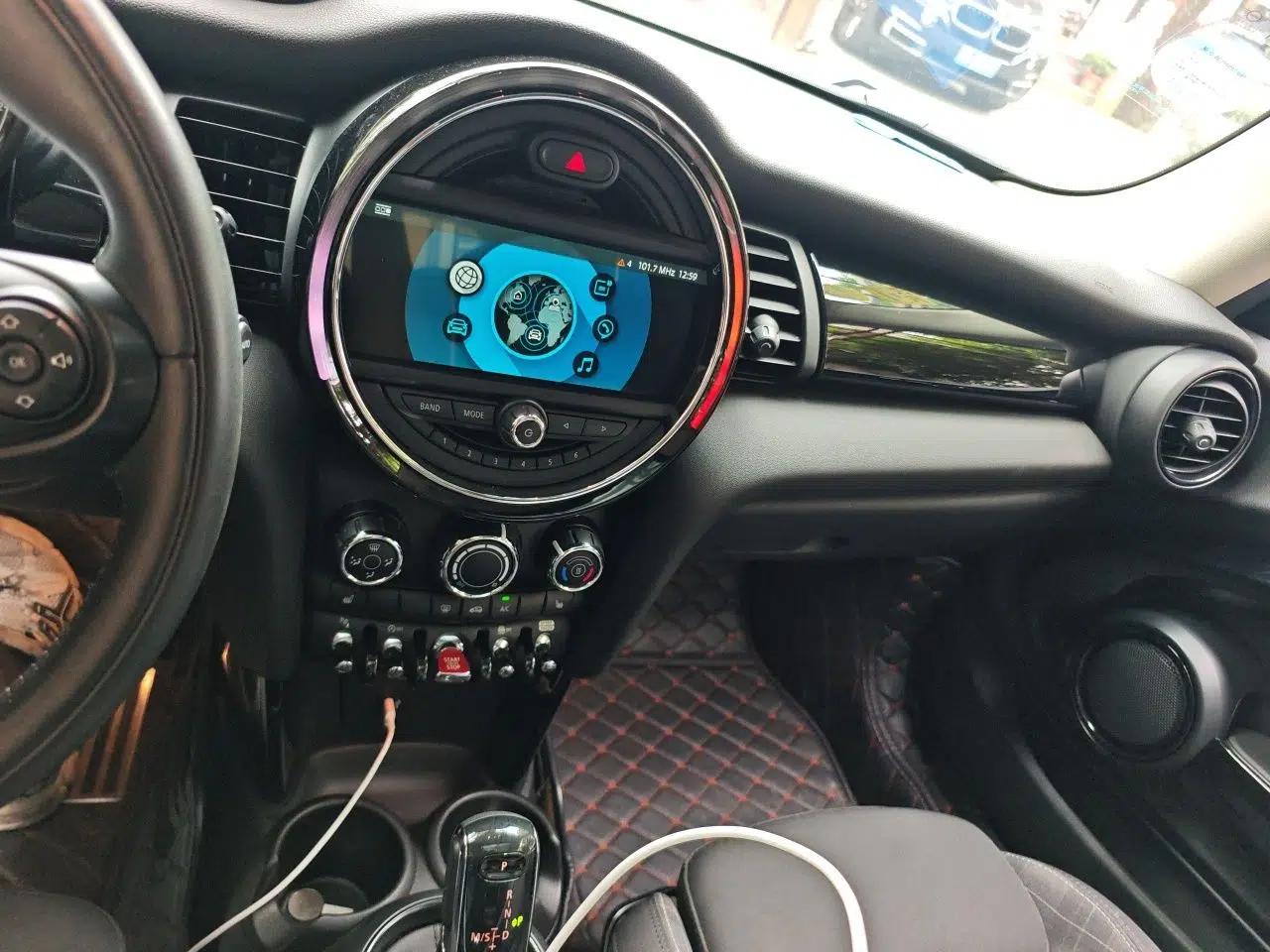 MINI 2018 1.5T COOPER Classic Edition — миниатюра 13