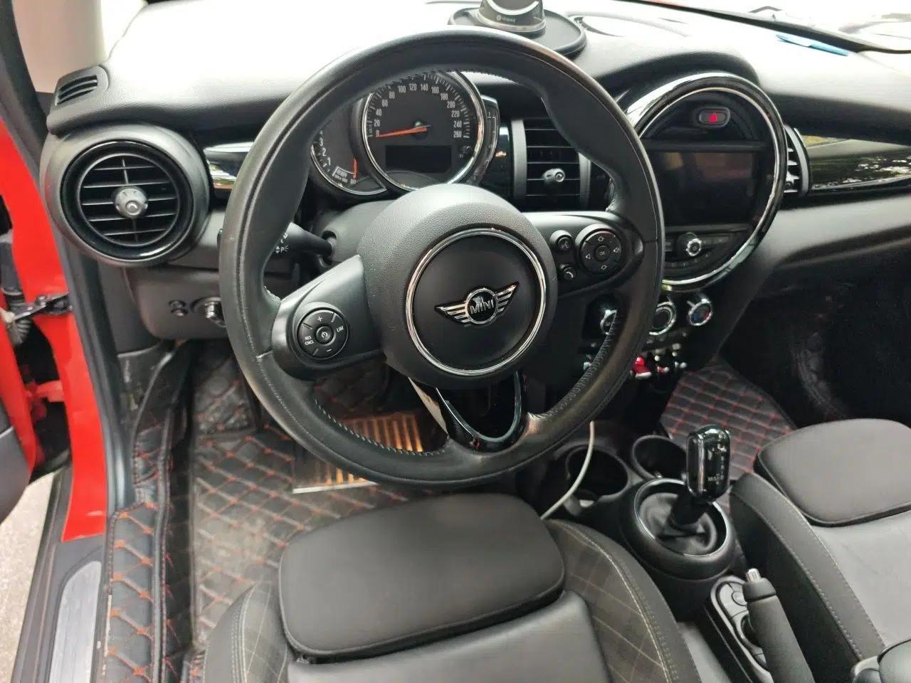 MINI 2018 1.5T COOPER Classic Edition — миниатюра 10