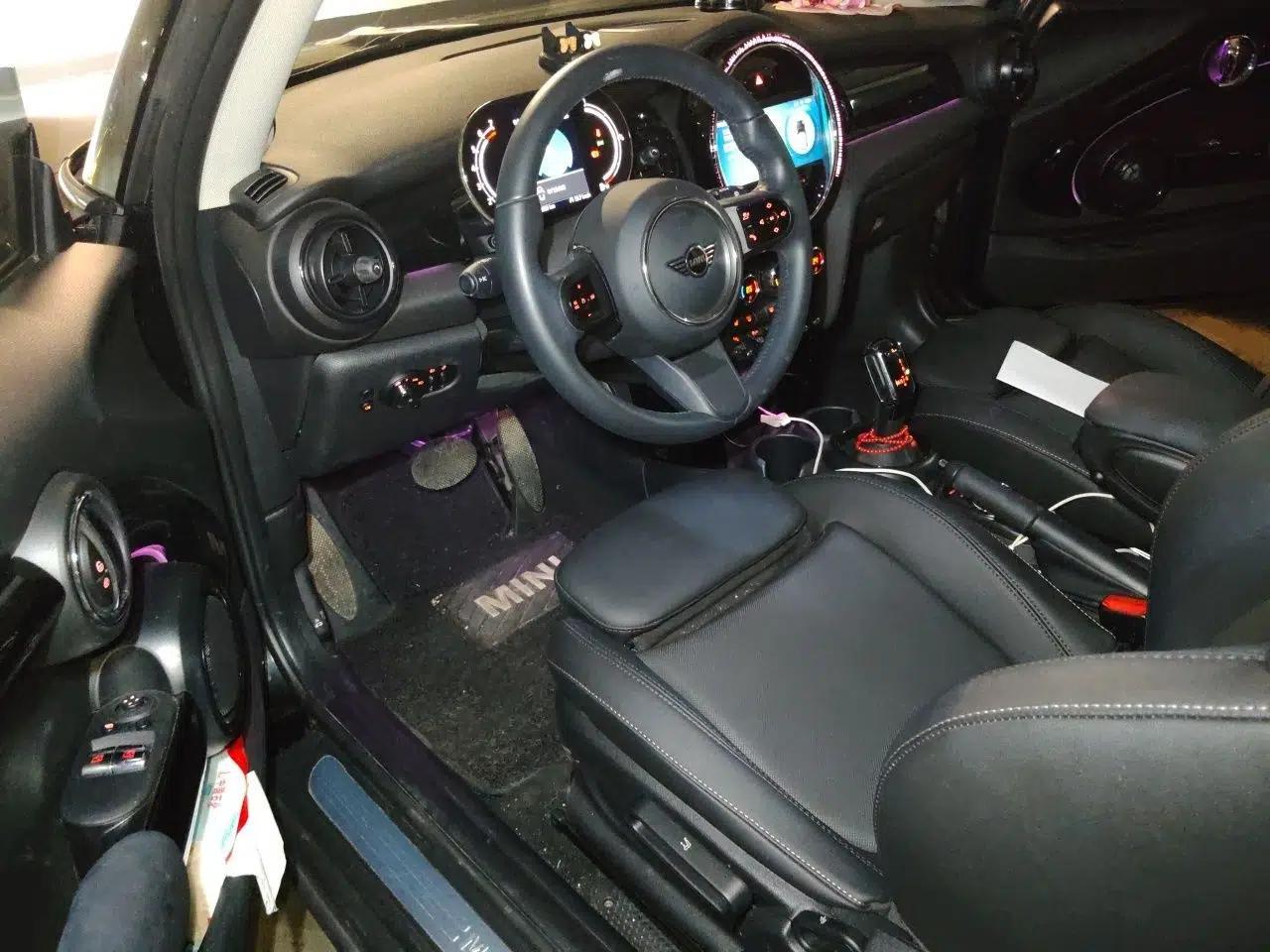 MINI 2023 1.5T COOPER Artist — миниатюра 16