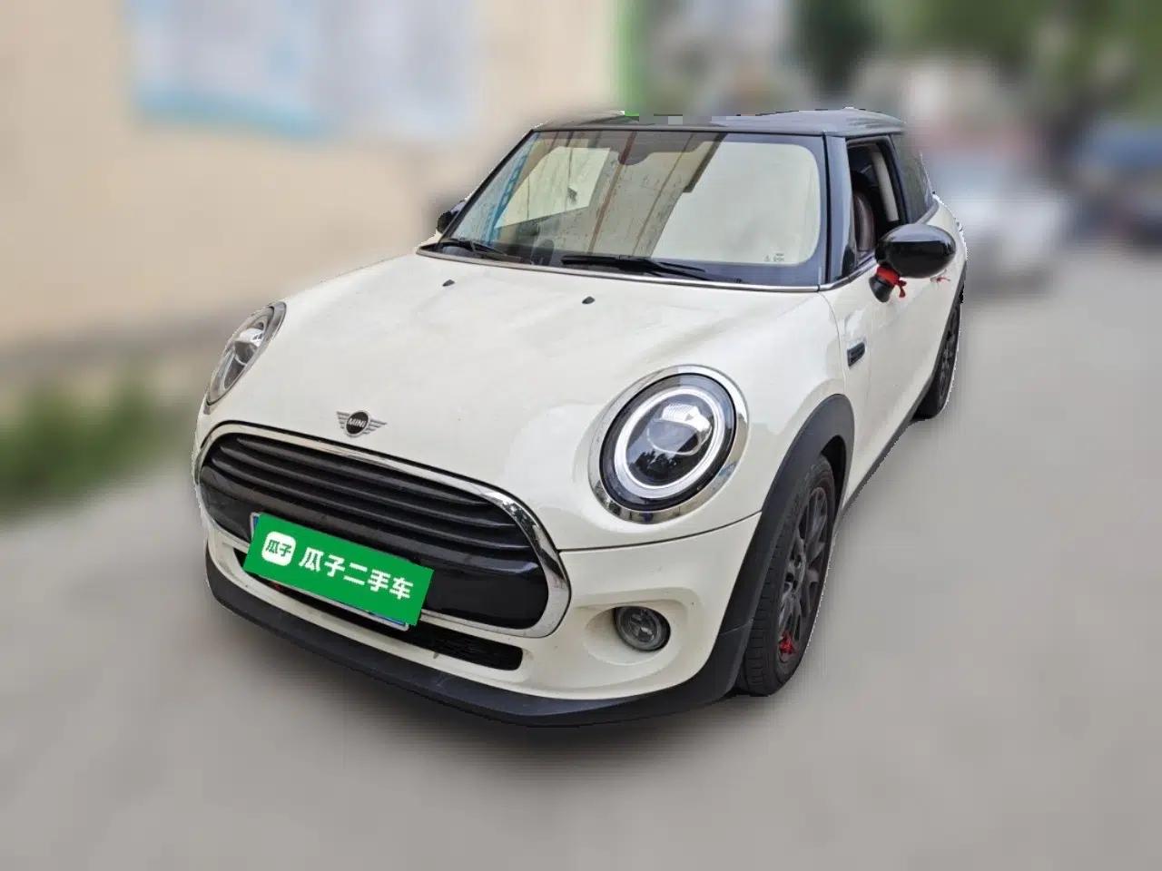 MINI 2021 1.5T COOPER Classic Edition — миниатюра 1