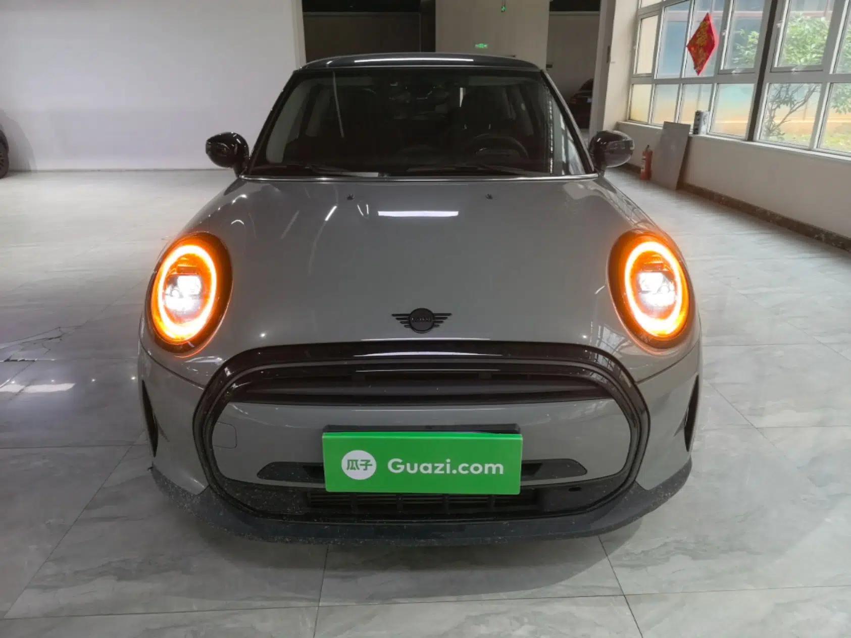 MINI 2022 1.5T COOPER Artist — миниатюра 2