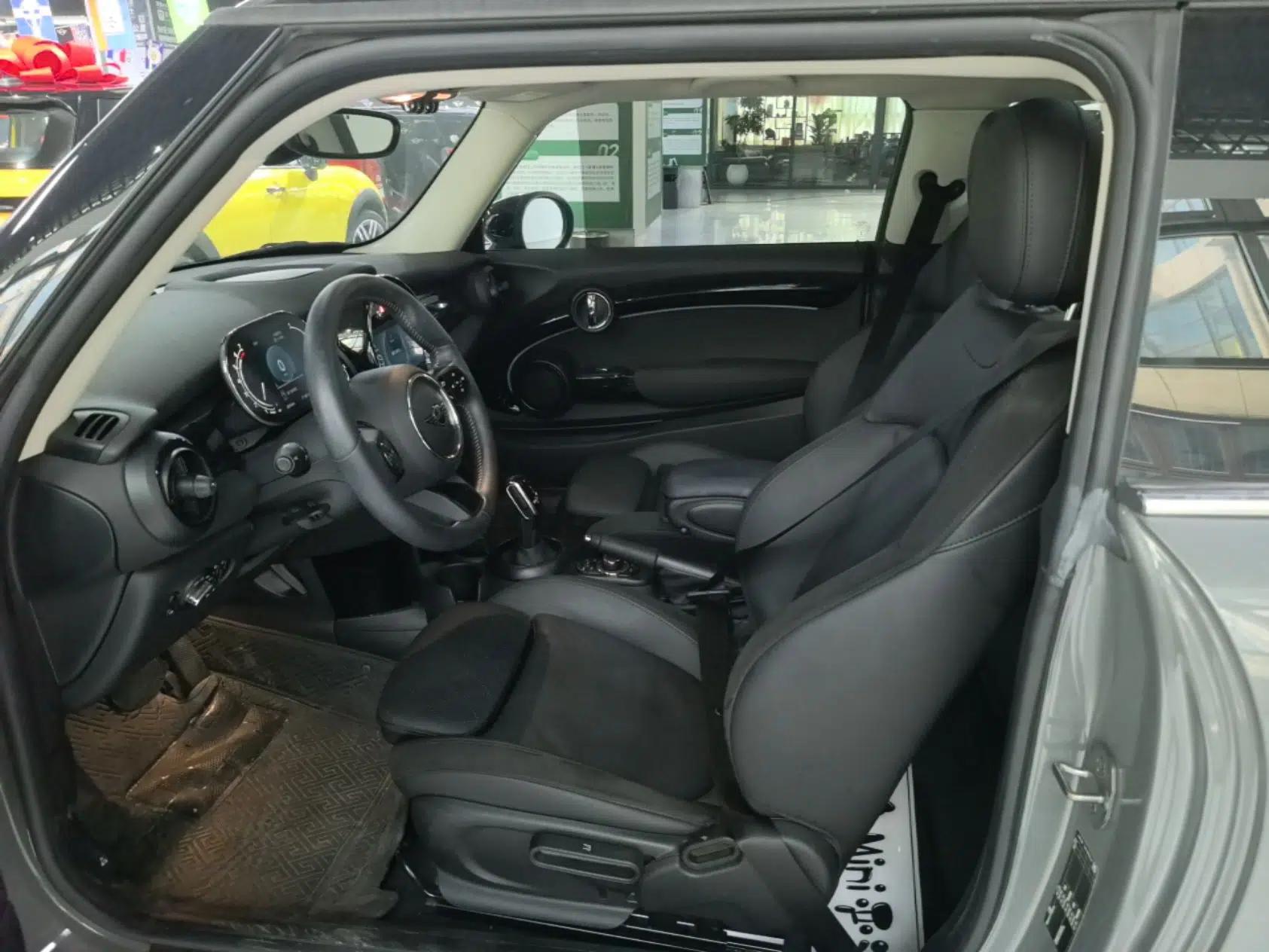 MINI 2022 1.5T COOPER Artist — миниатюра 17