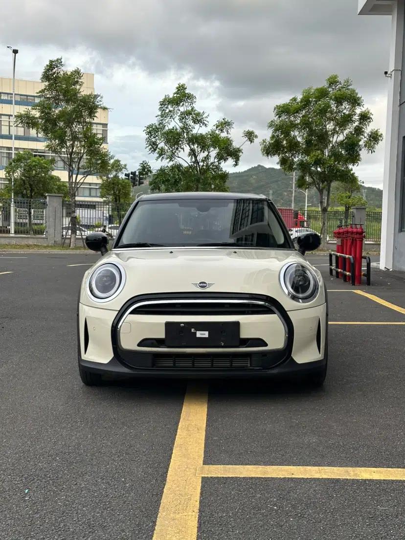 MINI 2022 1.5T COOPER Classic Edition Five-Door Version — миниатюра 11