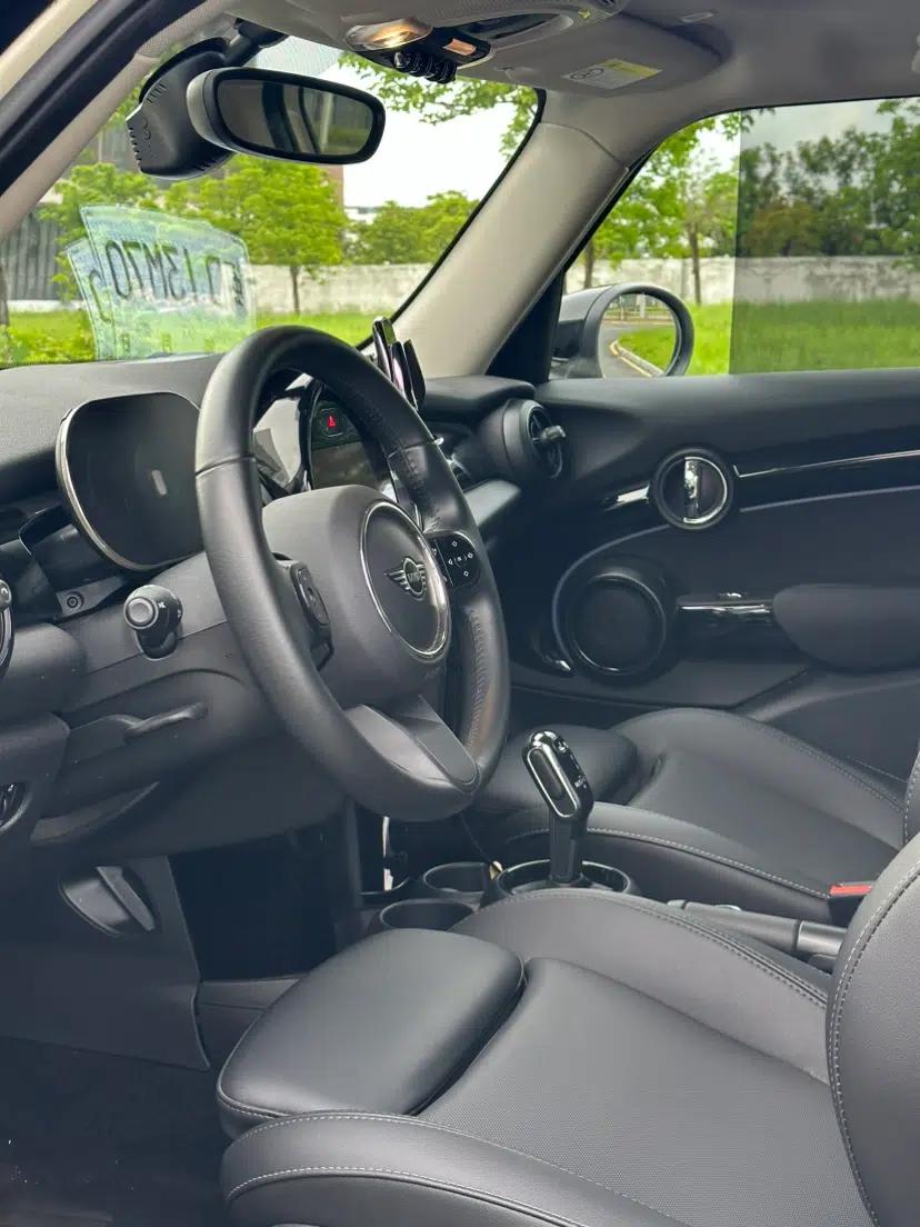 MINI 2022 1.5T COOPER Classic Edition Five-Door Version — миниатюра 10