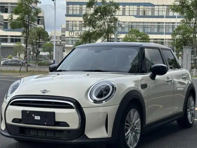 MINI 2022 1.5T COOPER Classic Edition Five-Door Version