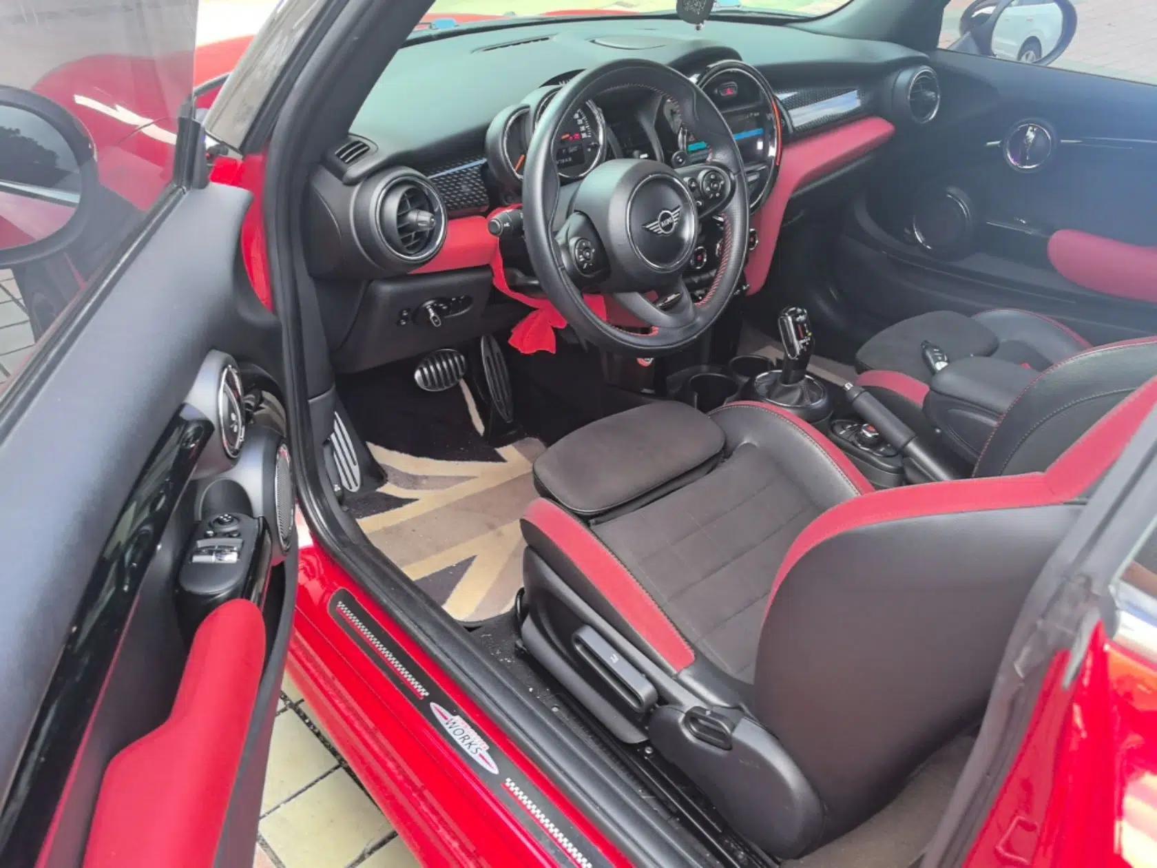 MINI 2018 2.0T COOPER S Classic Edition — миниатюра 18