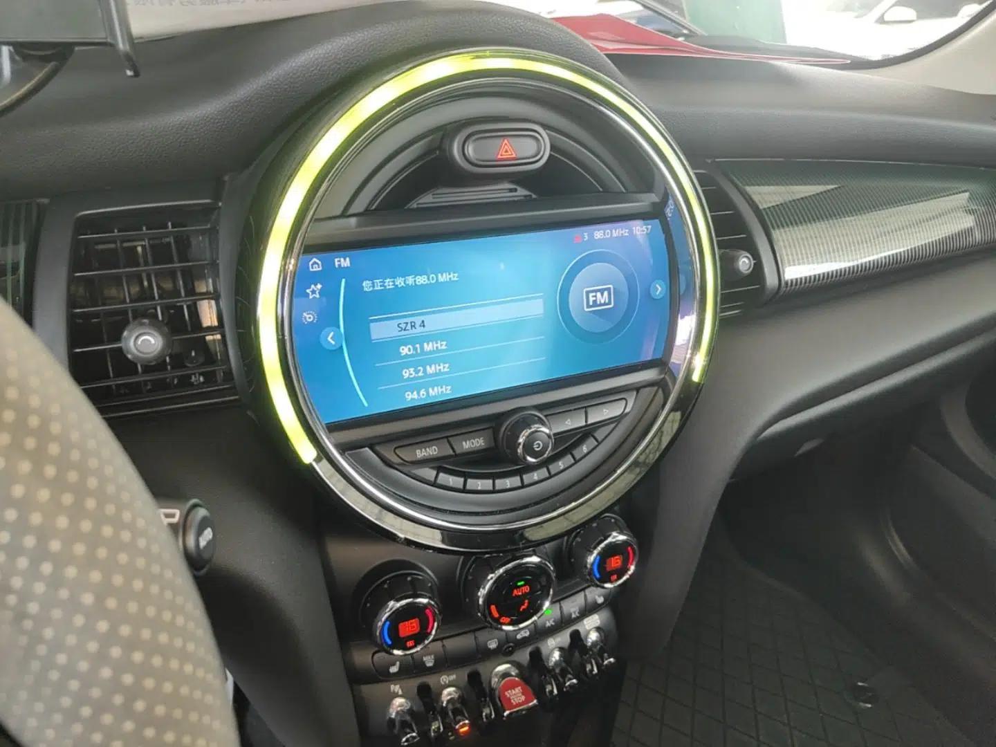 MINI 2019 2.0T COOPER S Classic Edition — миниатюра 15