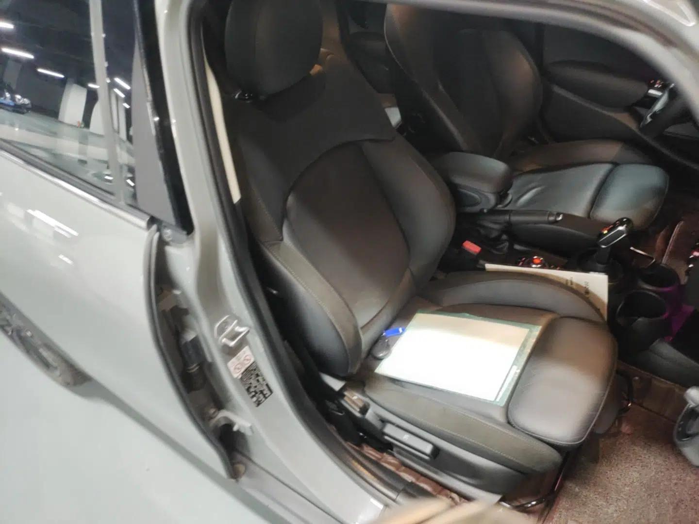 MINI 2021 1.5T COOPER Artist Five-Door Edition — миниатюра 19