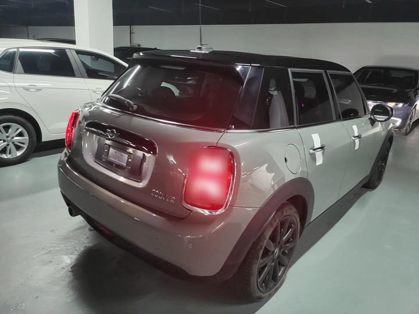 MINI 2021 1.5T COOPER Artist Five-Door Edition — миниатюра 6