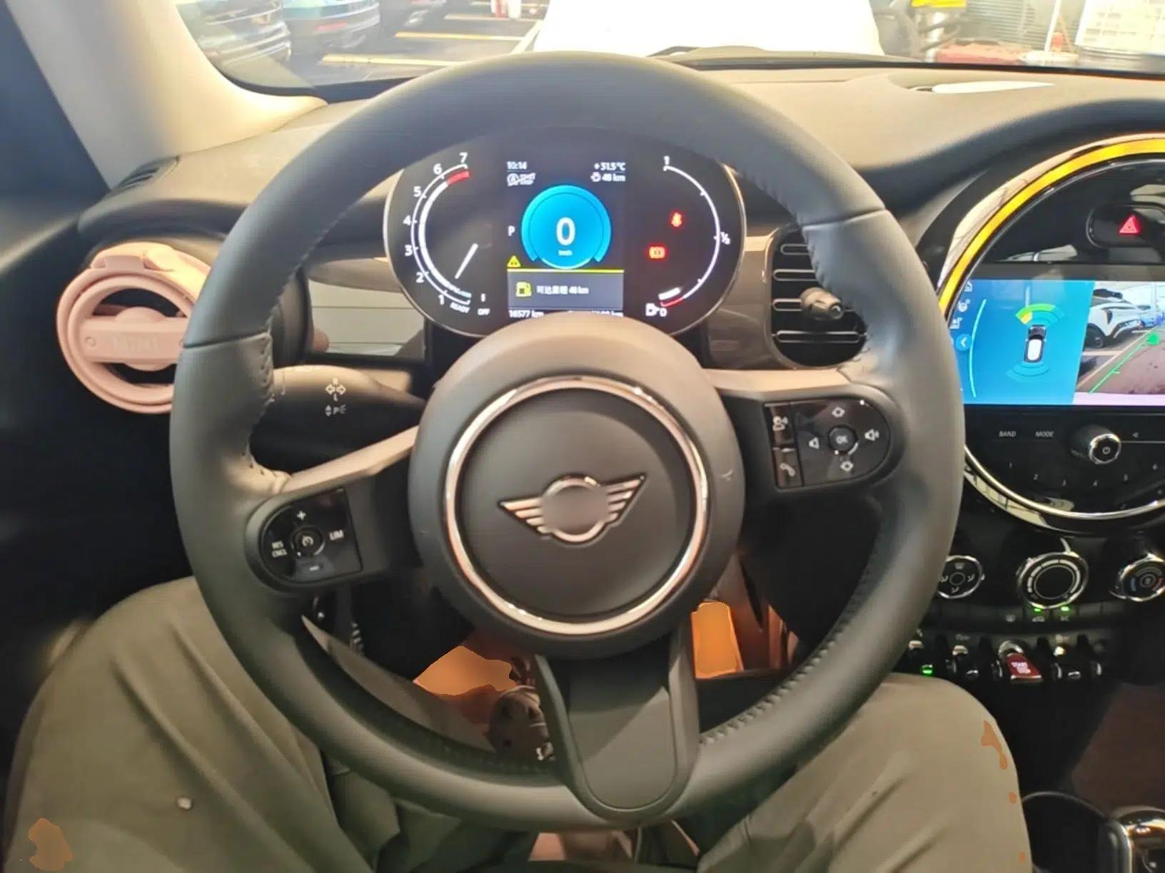 MINI 2023 1.5T ONE — миниатюра 13