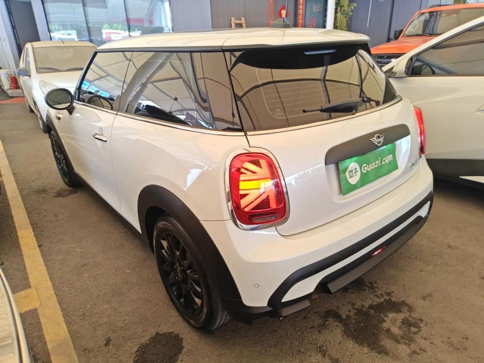 MINI 2023 1.5T ONE — миниатюра 4