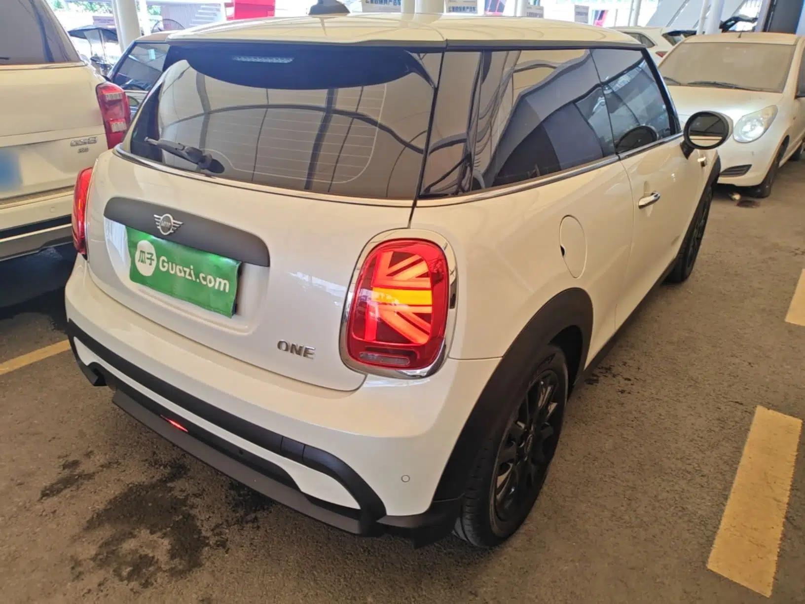 MINI 2023 1.5T ONE — миниатюра 6