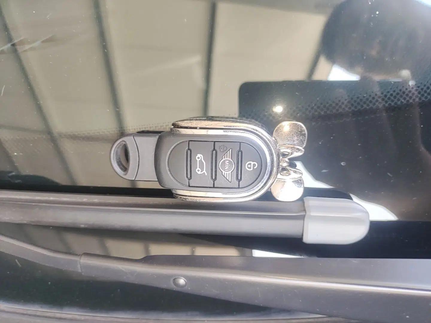 MINI 2022 2.0T COOPER S CABRIO Artist — миниатюра 31